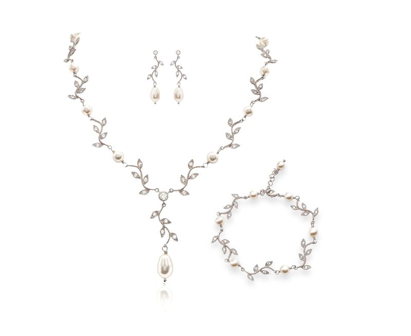 ELARA Vine Collection