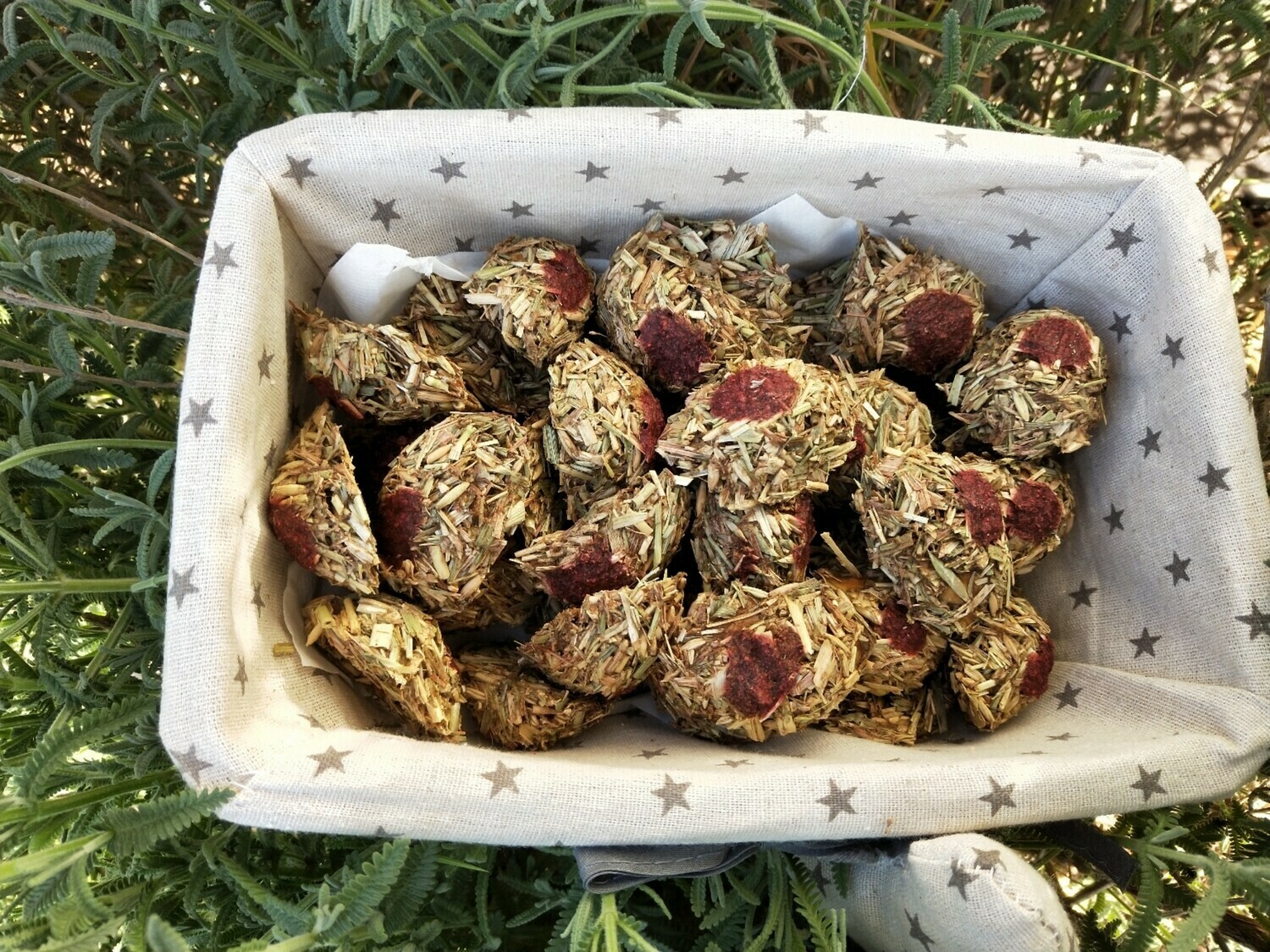 Mosuki Nanaberry (Strawberry) Splodge Bites 150g