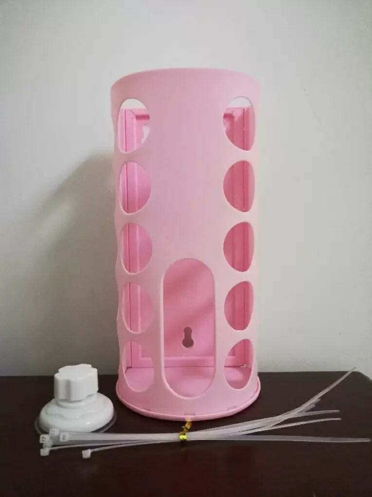 Plastic Hay Rack (Pink)
