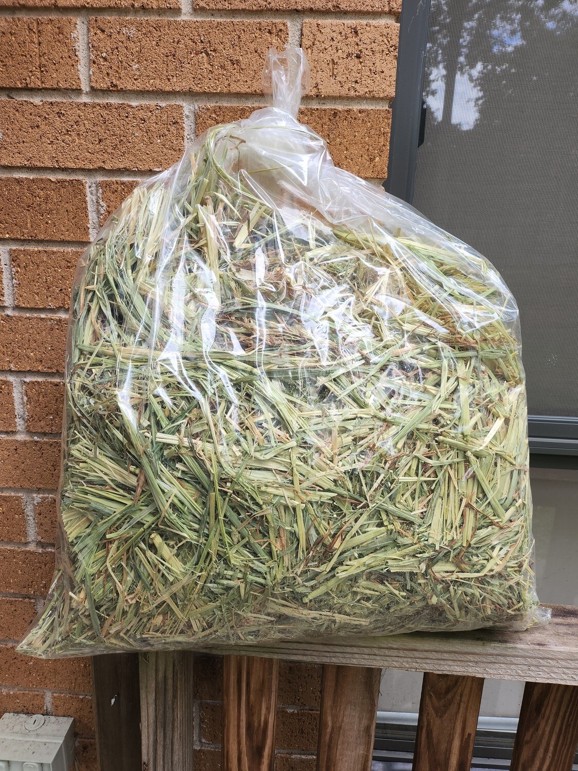 Oaten Hay 2.5kg bag 