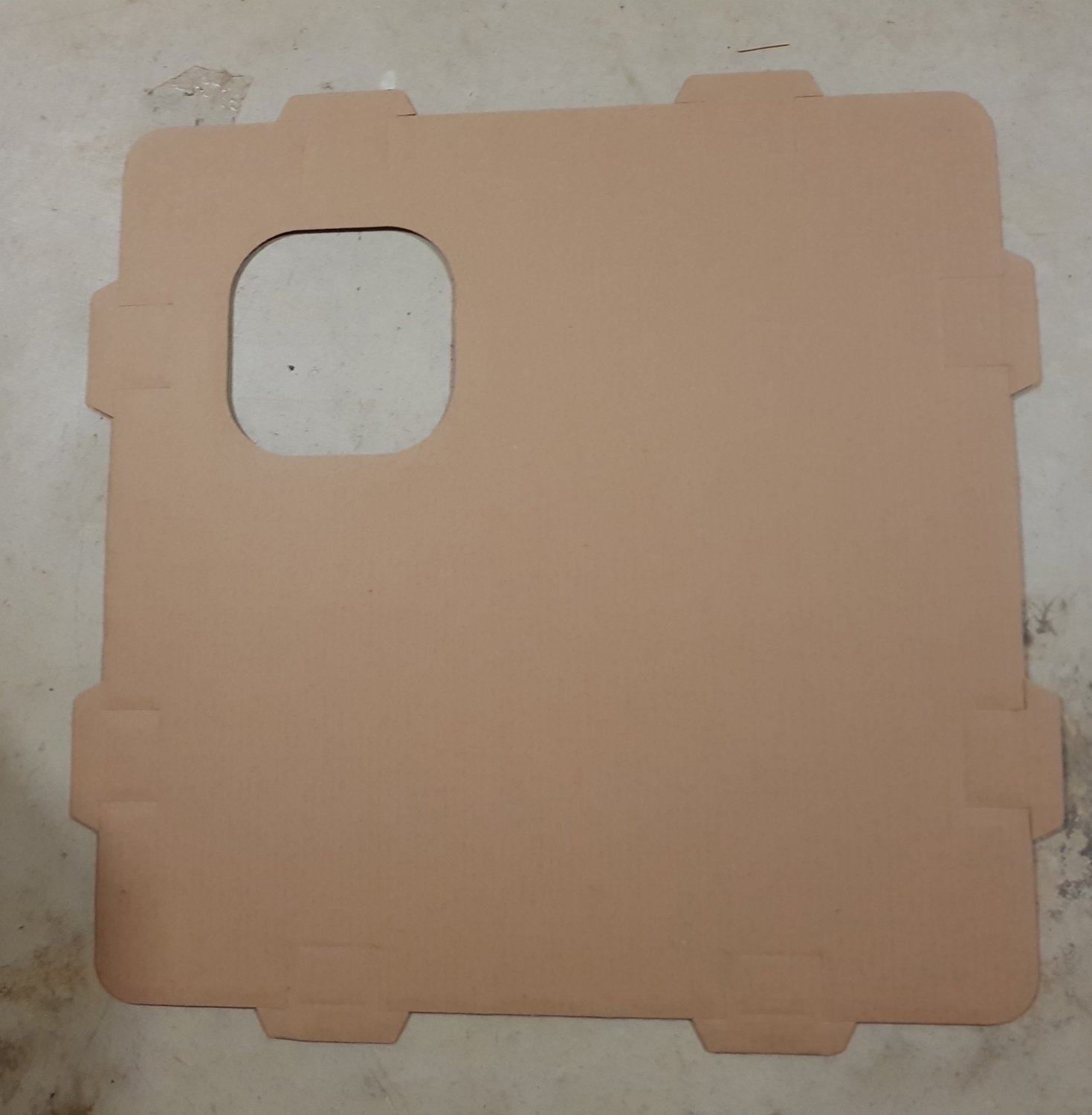 DIY Cardboard panel (Top/Floor)
