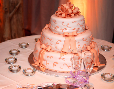 Peach Paradise - Wedding Cake