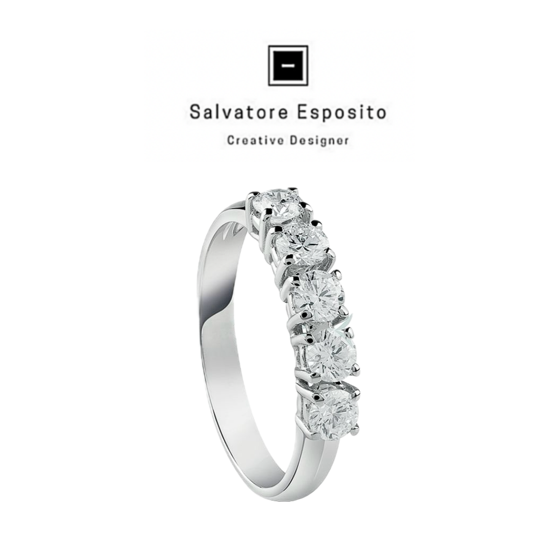 White gold ring with 5 brilliants