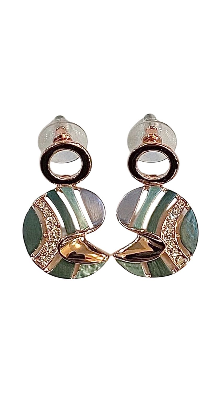 Orecchini in madreperla verde tiffany