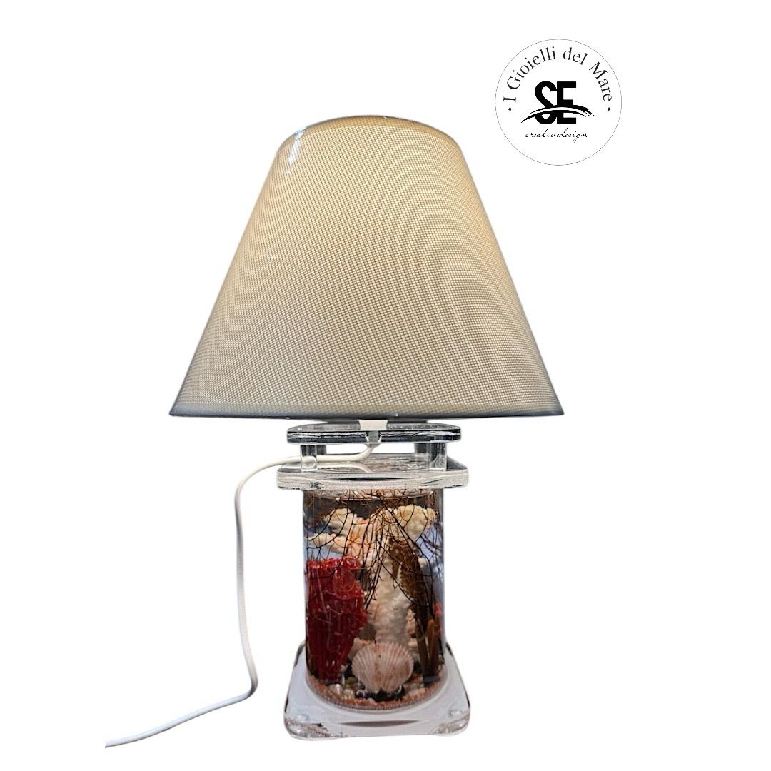 Lampade in plexiglass e corallo 