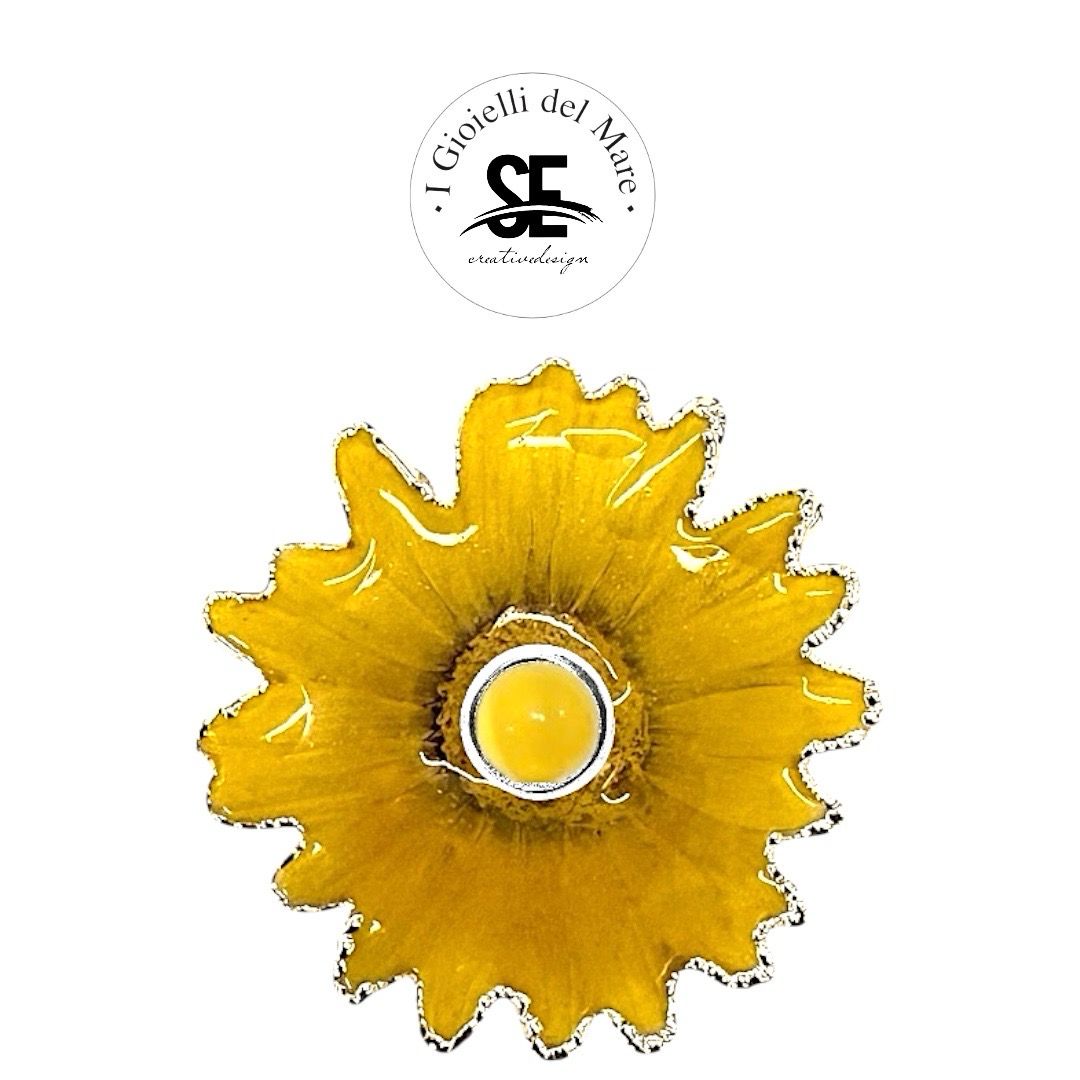 Ciondolo Margherita naturale 