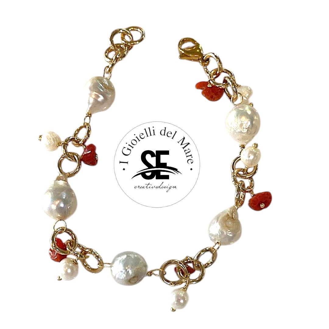 Bracciale charme perle di acqua dolce con corallo sardegna in argento 925