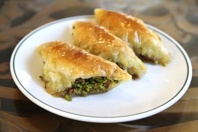 Söbiyet Baklava mit Antep Pistazien 1kg Packung Söbiyet Baklava mit Antep Pistazien 1kg Packung