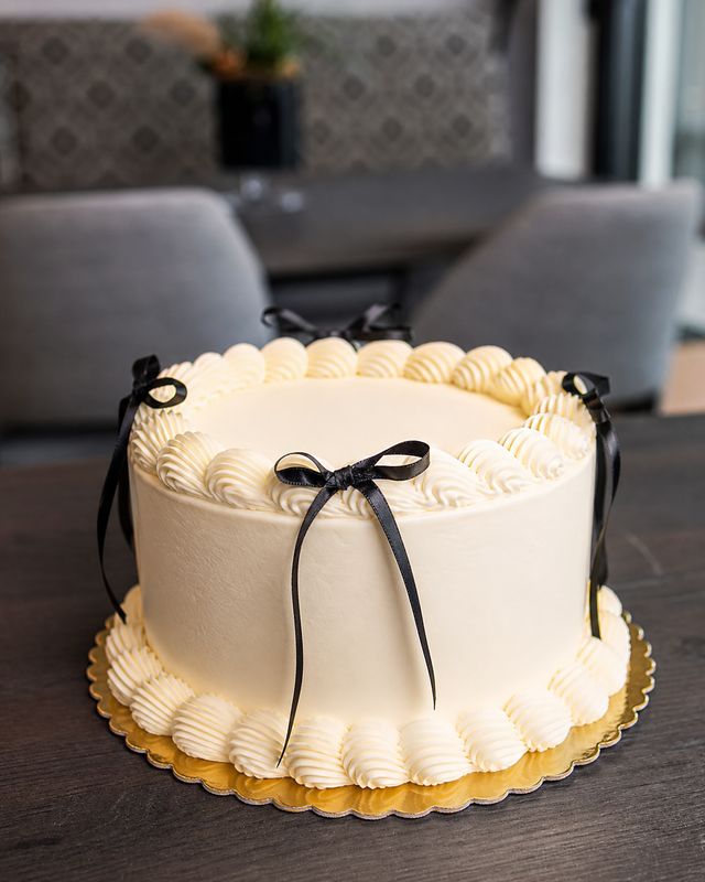 Schleife Torte Schwarz Clean 03