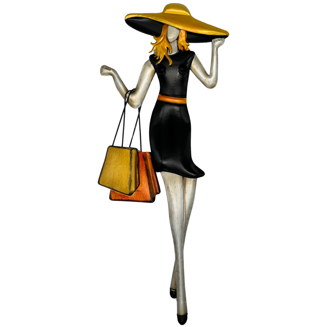 Wanddeko Frau mit Einkaufstaschen und Hut | Metall | 55 cm H