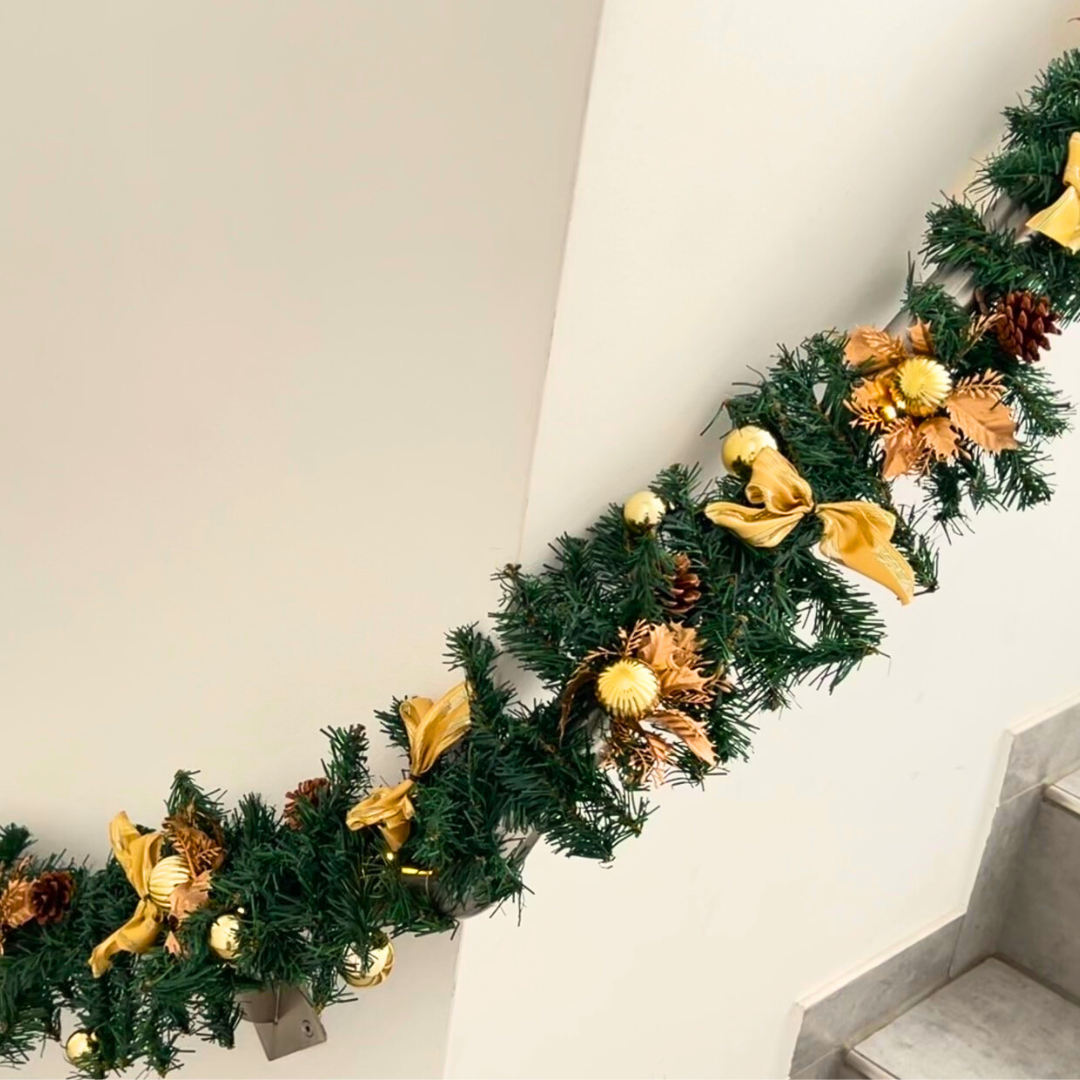 Girlande Tannen-Optik | Weihnachten | 30 LEDs | Flackereffekt | Batterie | 294 cm