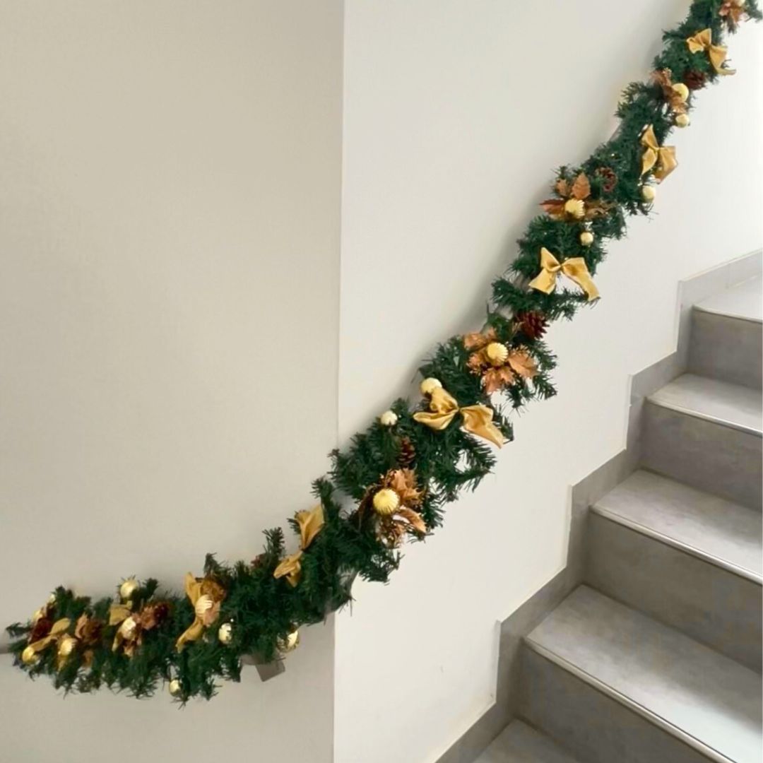 Girlande Tannen-Optik | Weihnachten | 30 LEDs | Flackereffekt | Batterie | 294 cm