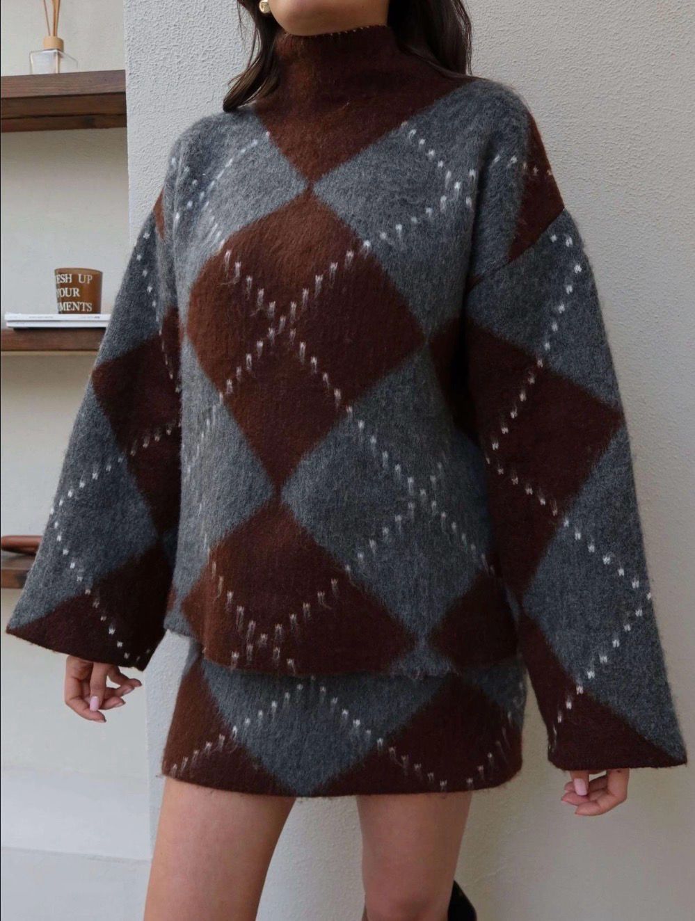 High-neck diamond-pattern Skirt Set