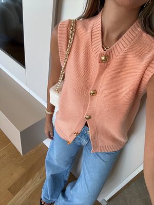 Gold Buttoned Knitwear Vest