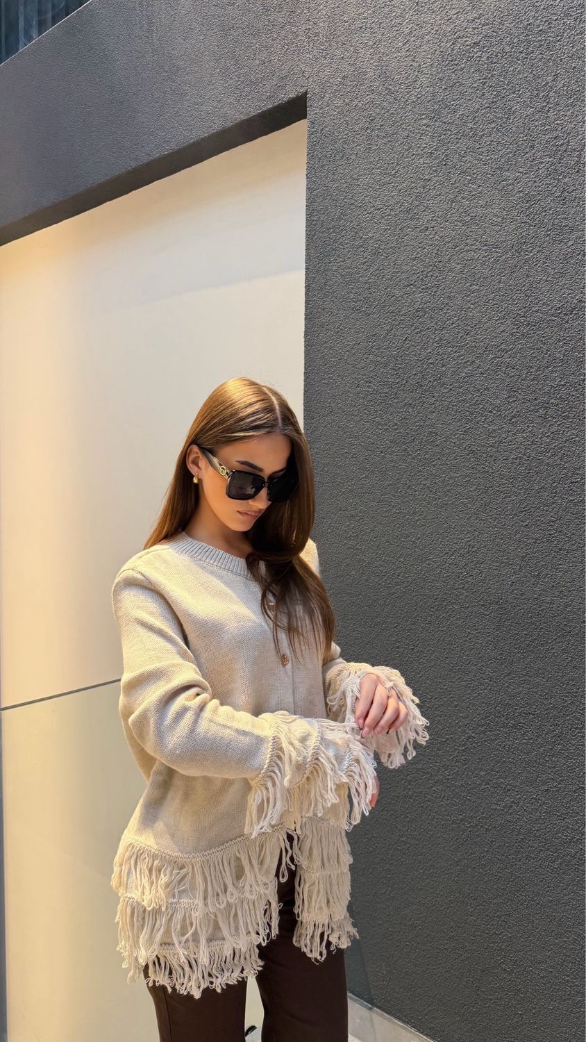 Fringed button knitted cardigan