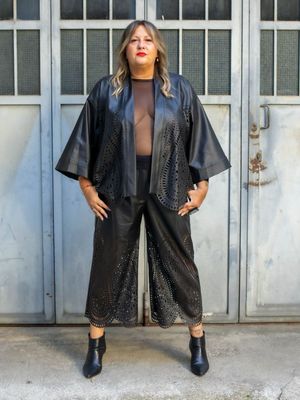 Blusa in tulle trasparente