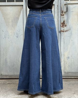 Jeans gamba svasata