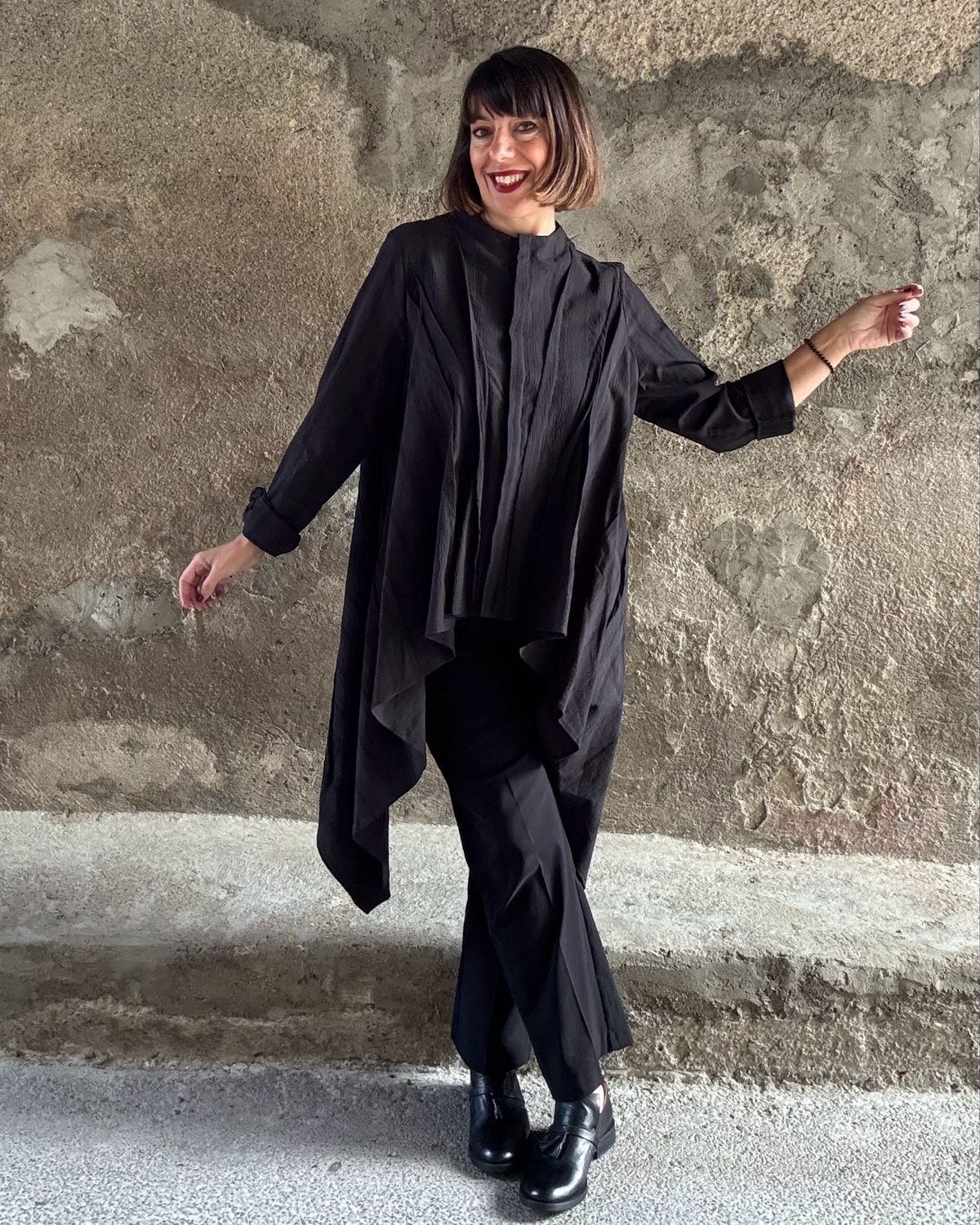 Camicia avantgarde asimmetrica