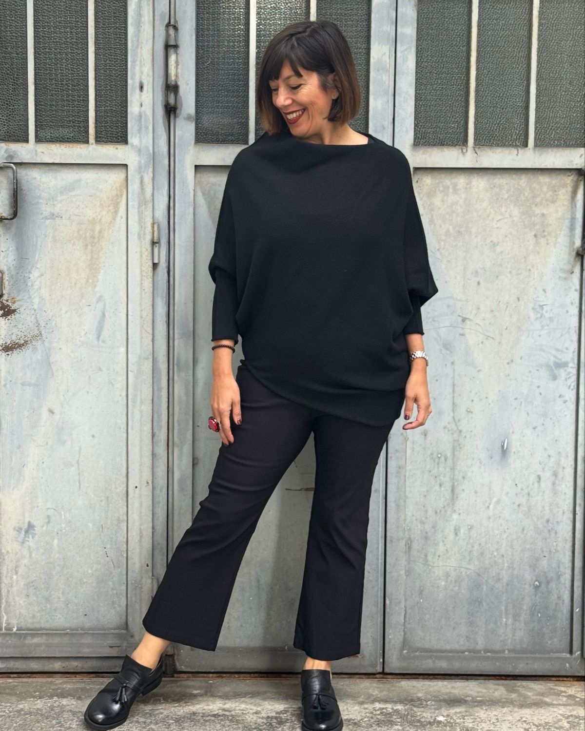 Maglione taglio asimmetrico nero