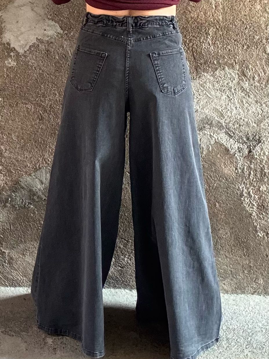 Jeans gamba svasata grigio