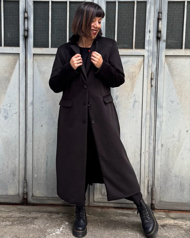 Cappotto in velour nero