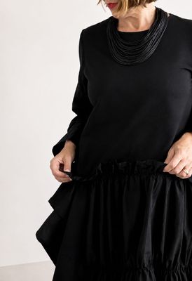 VESTITI