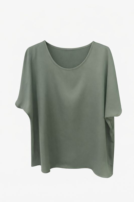 Blusa in raso verde salvia
