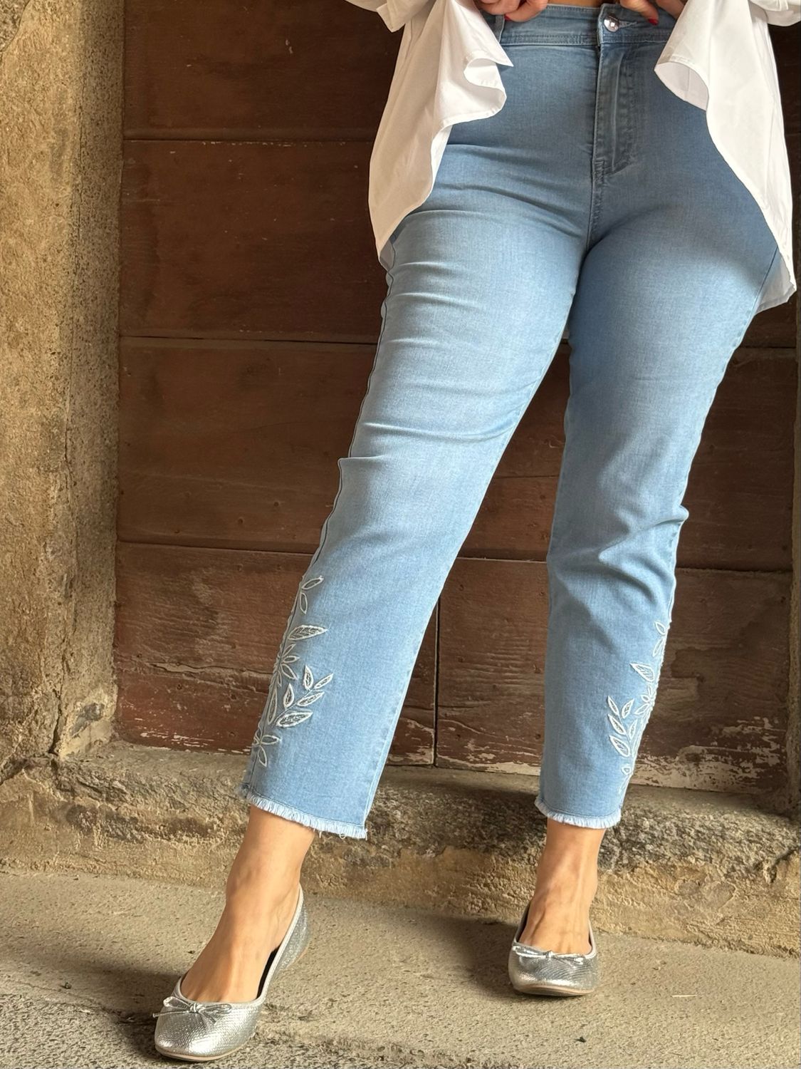 Jeans Capri ricamo