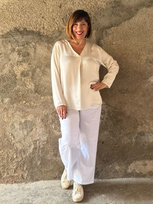 Camicia scollo V latte