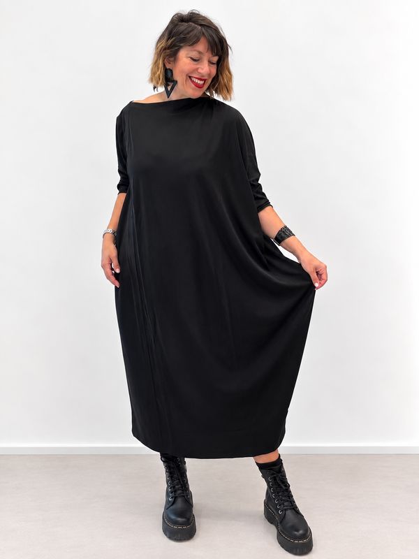 EVOLVE DRESS