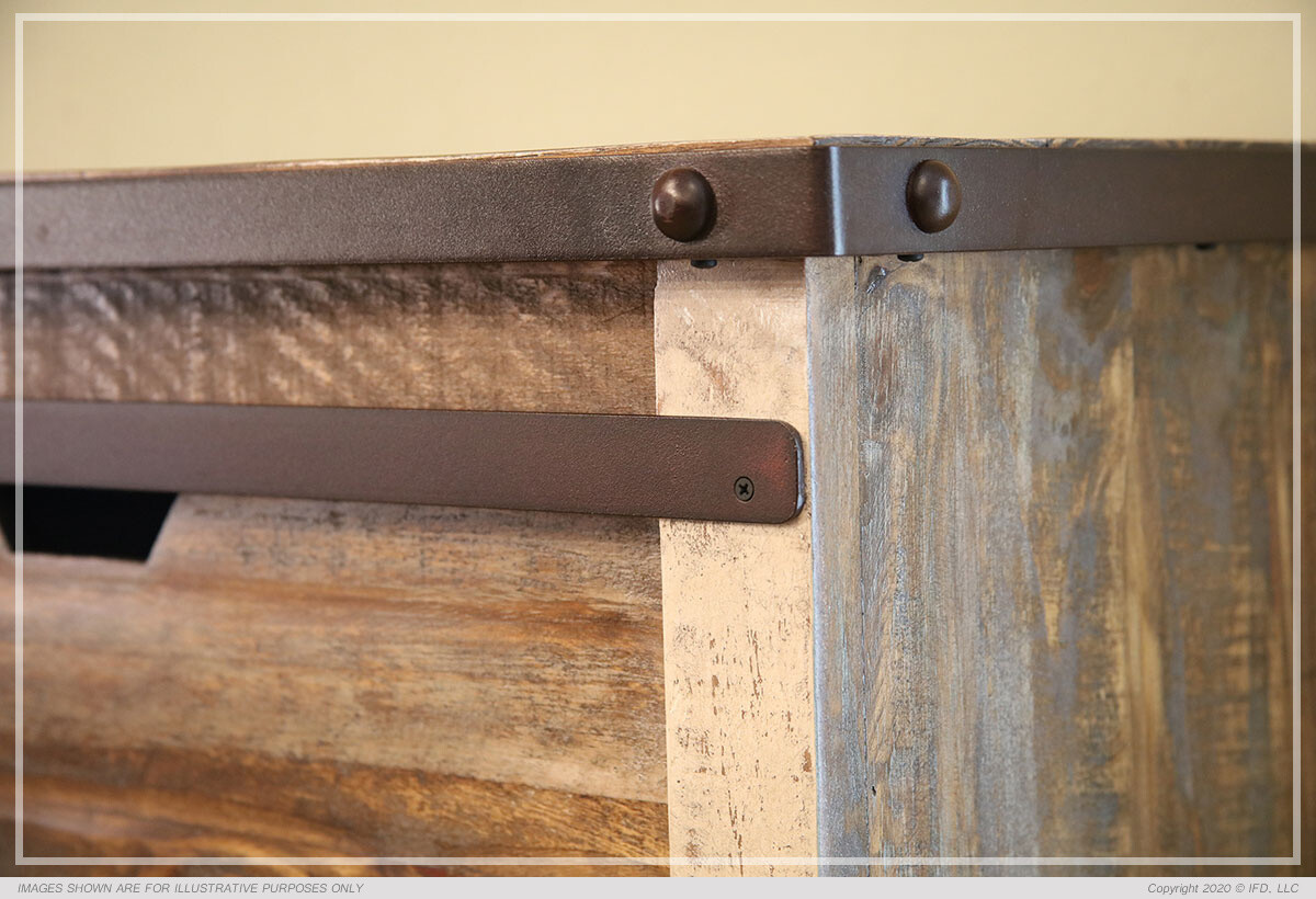 ANTIQUE - 966 GENTLEMAN&#39;S CHEST