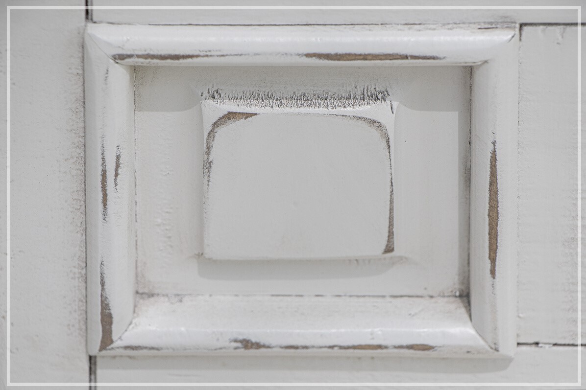 TERRA WHITE- 1022 DRESSER