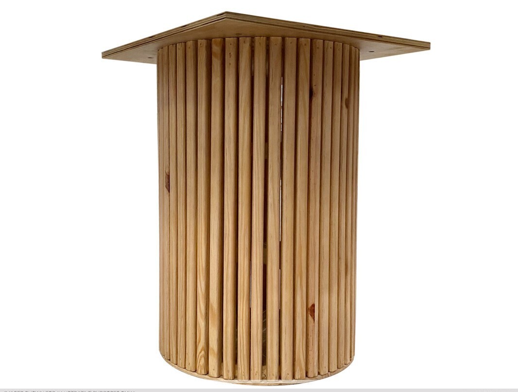 GIZA- 6121 ROUND TABLE