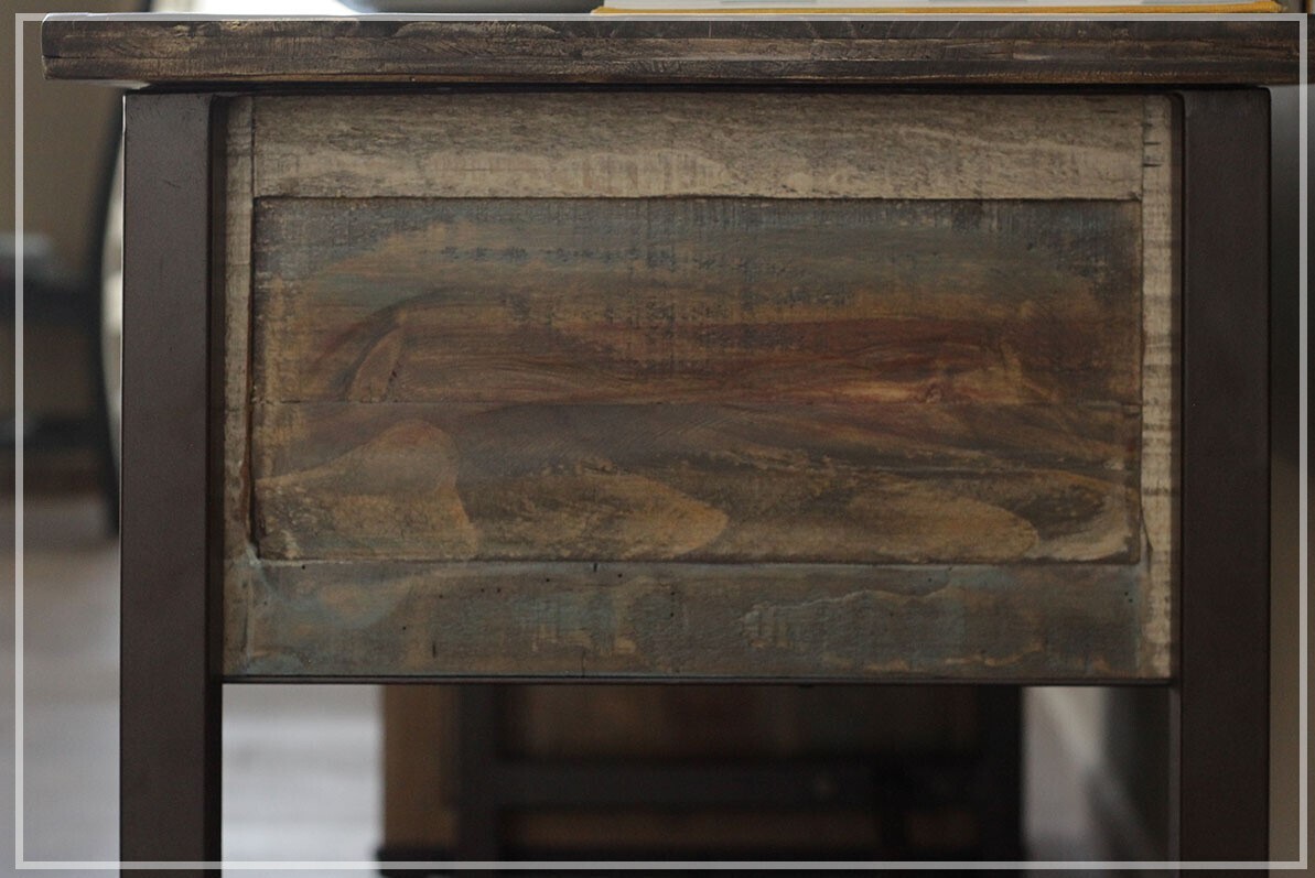 ANTIQUE - 968 DESK