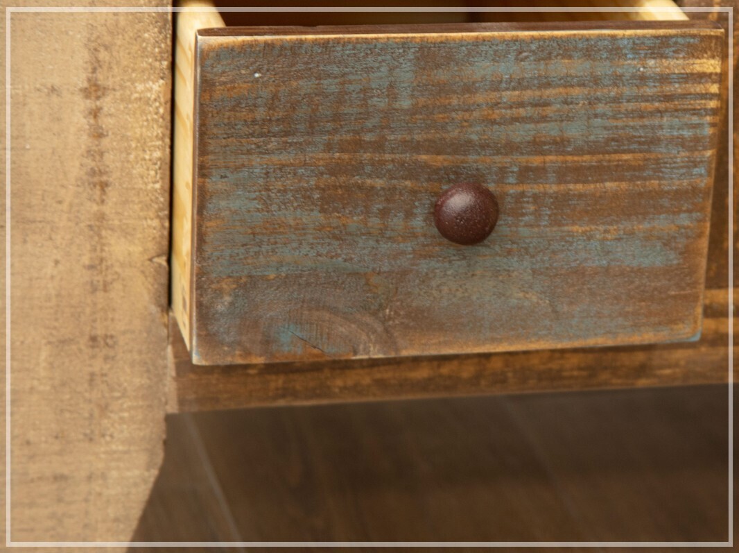 ANTIQUE - 964 STAND