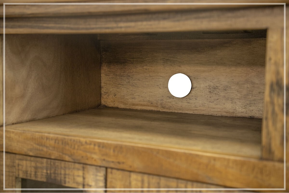 MONTANA- 1141 TV STAND- 70