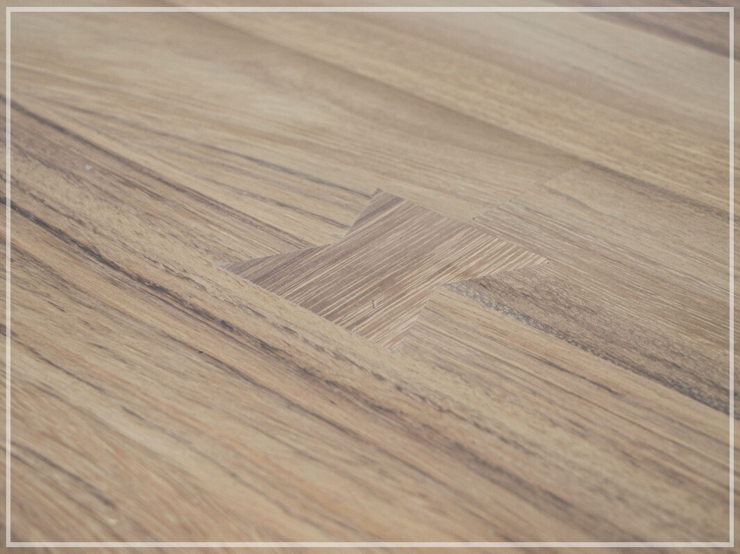 NATURAL PAROTA - 8681 TABLE