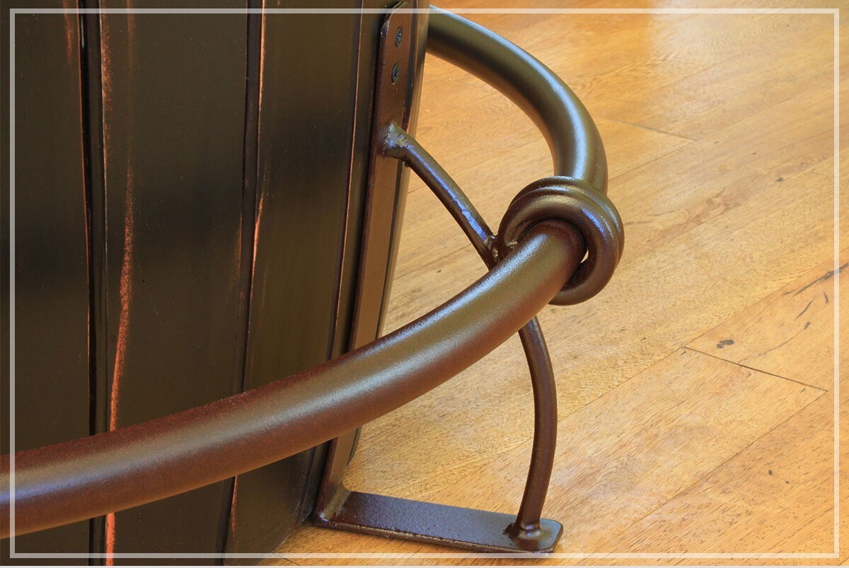 ANTIQUE -967 BARREL BISTRO TABLE