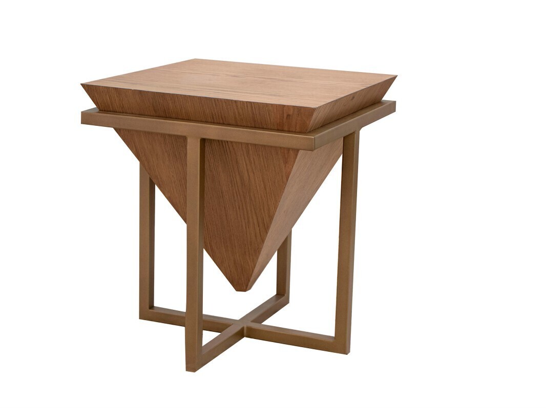 PATAGONIA - 4451 END TABLE