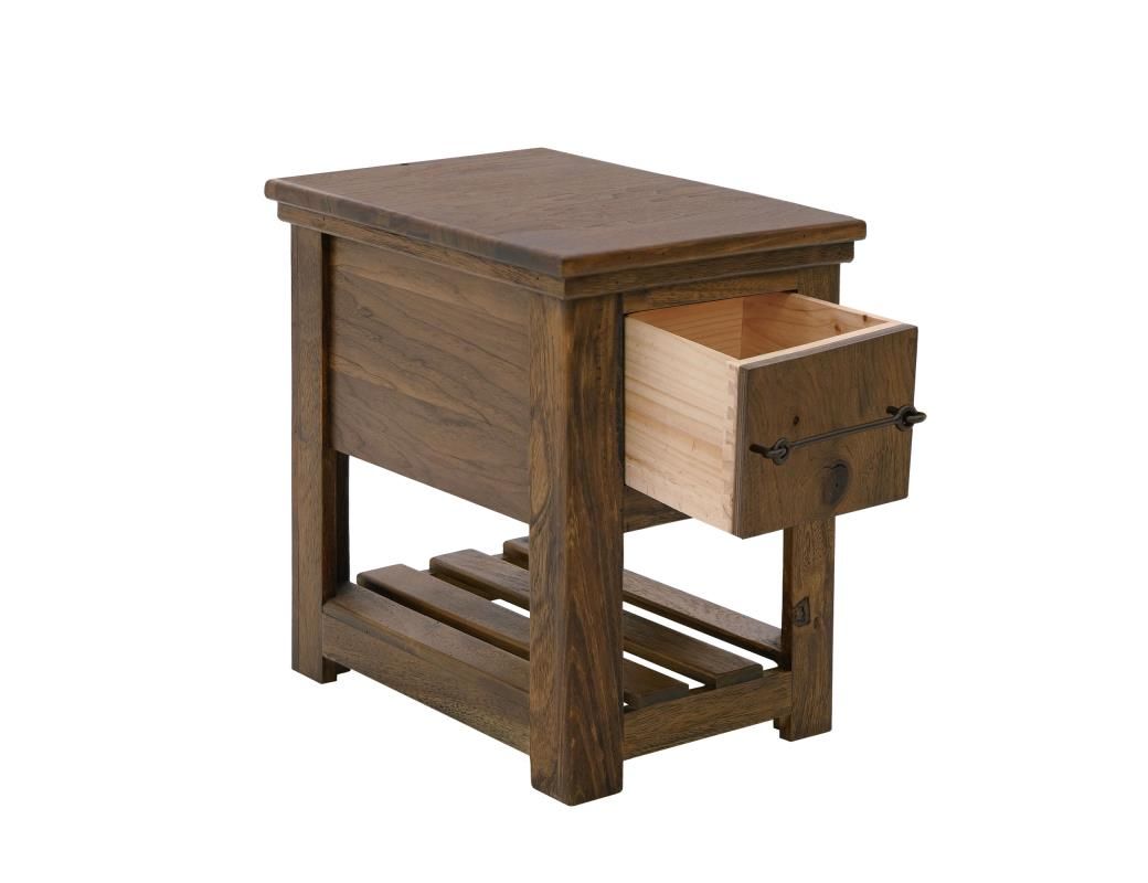 WALNUT - 3422 CHAIRSIDE TABLE