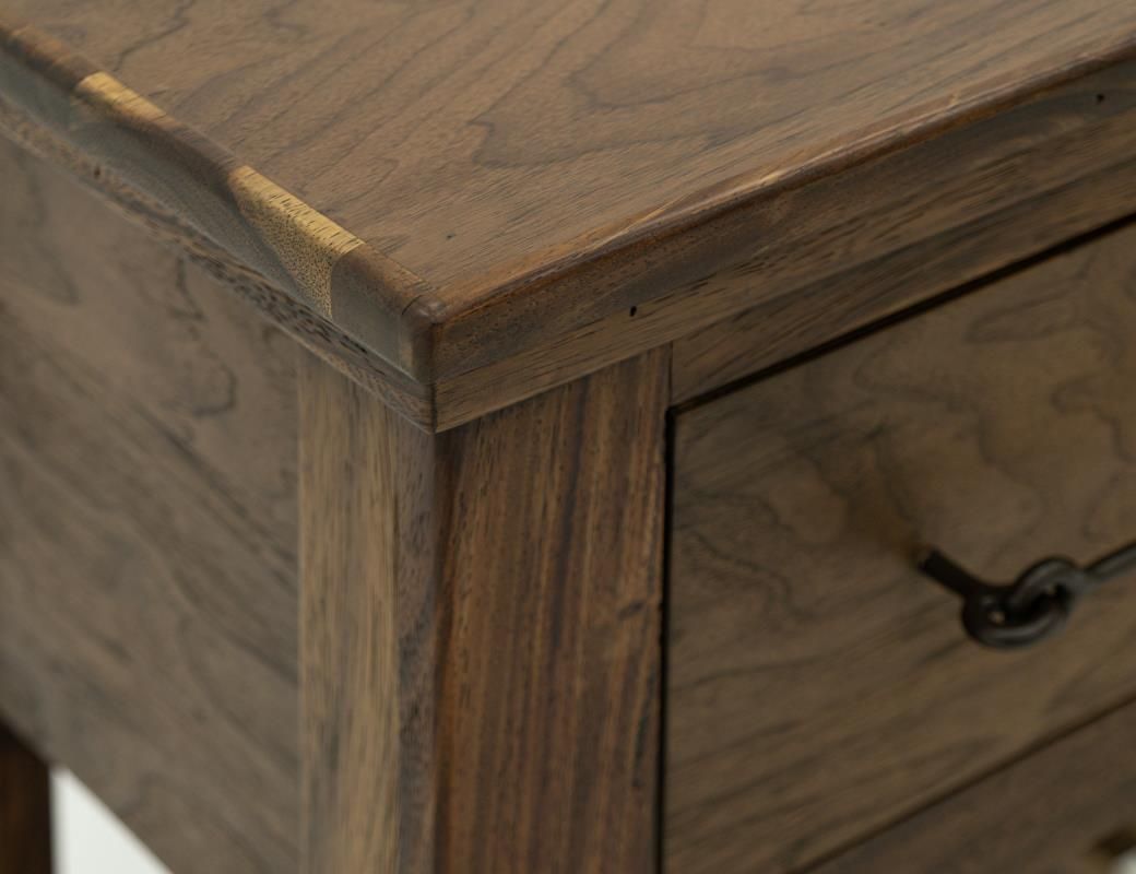 WALNUT - 3422 CHAIRSIDE TABLE