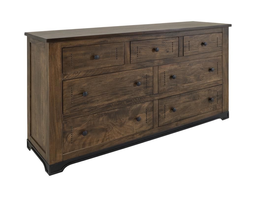 PAROTA III - 8961 DRESSER