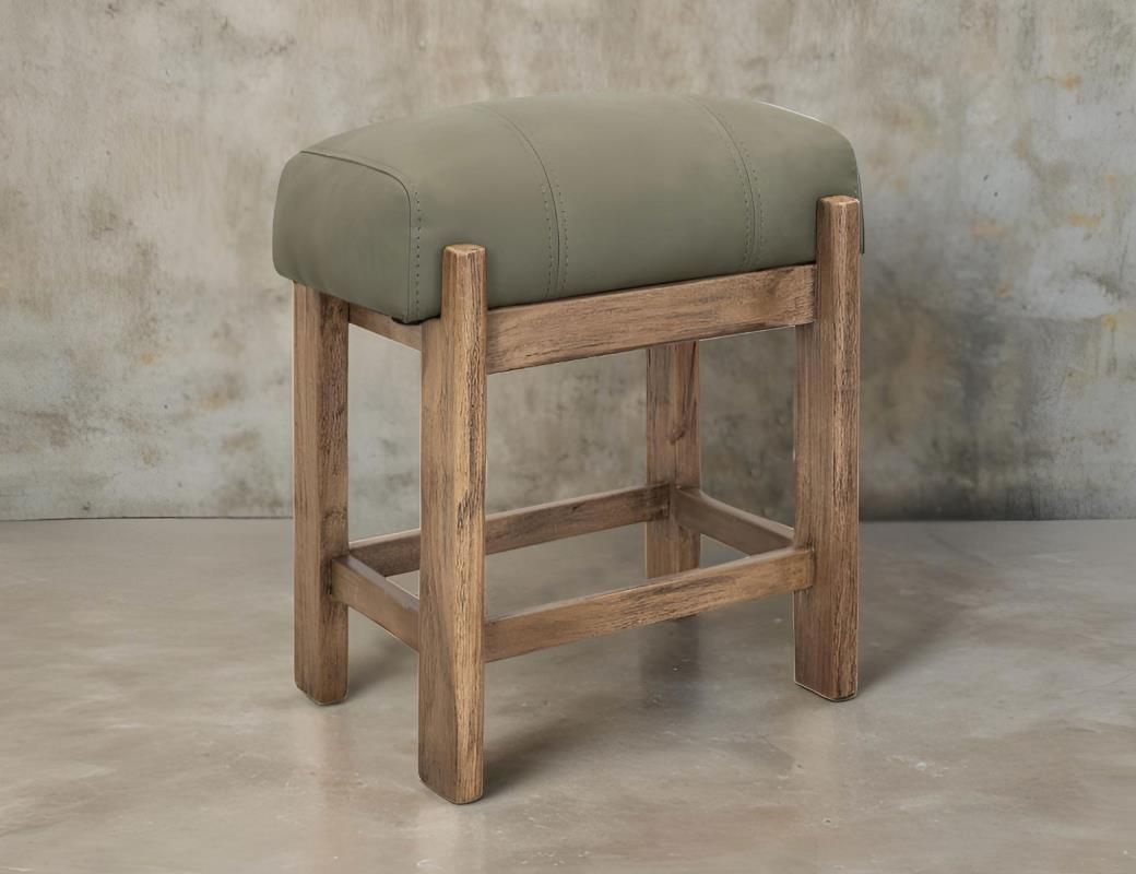 BALAM - 4221 STOOL 24&quot; - GREEN