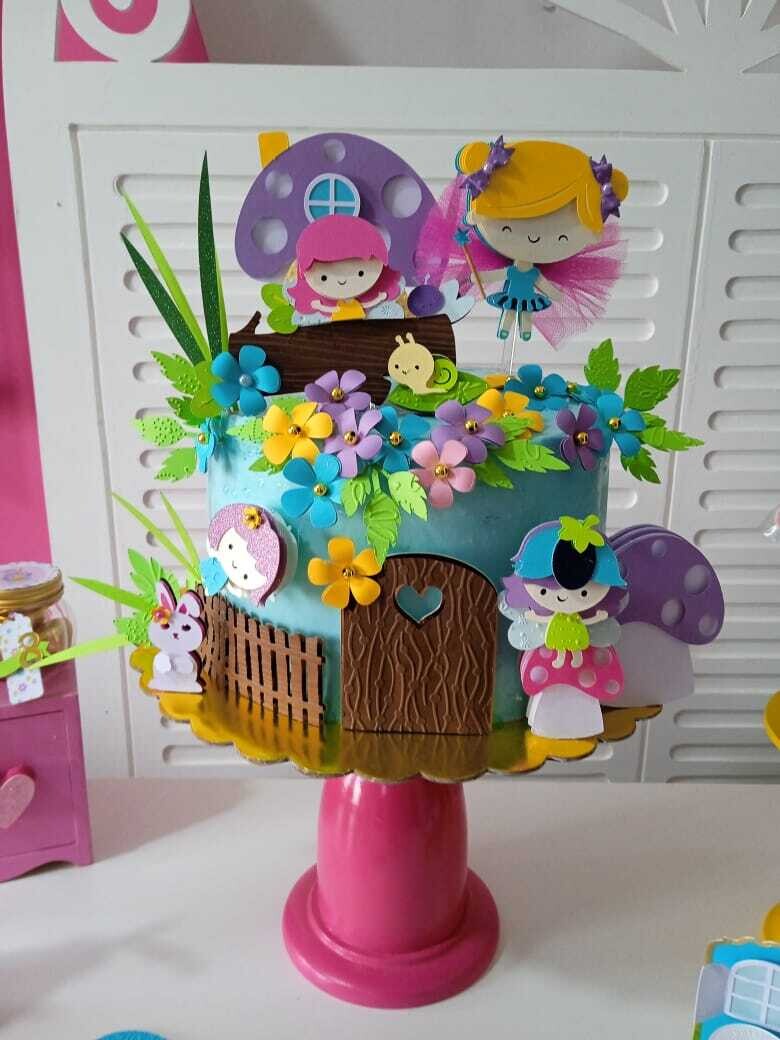 Torta o pastel  Temática Haditas del bosque ,sabor a chocolate