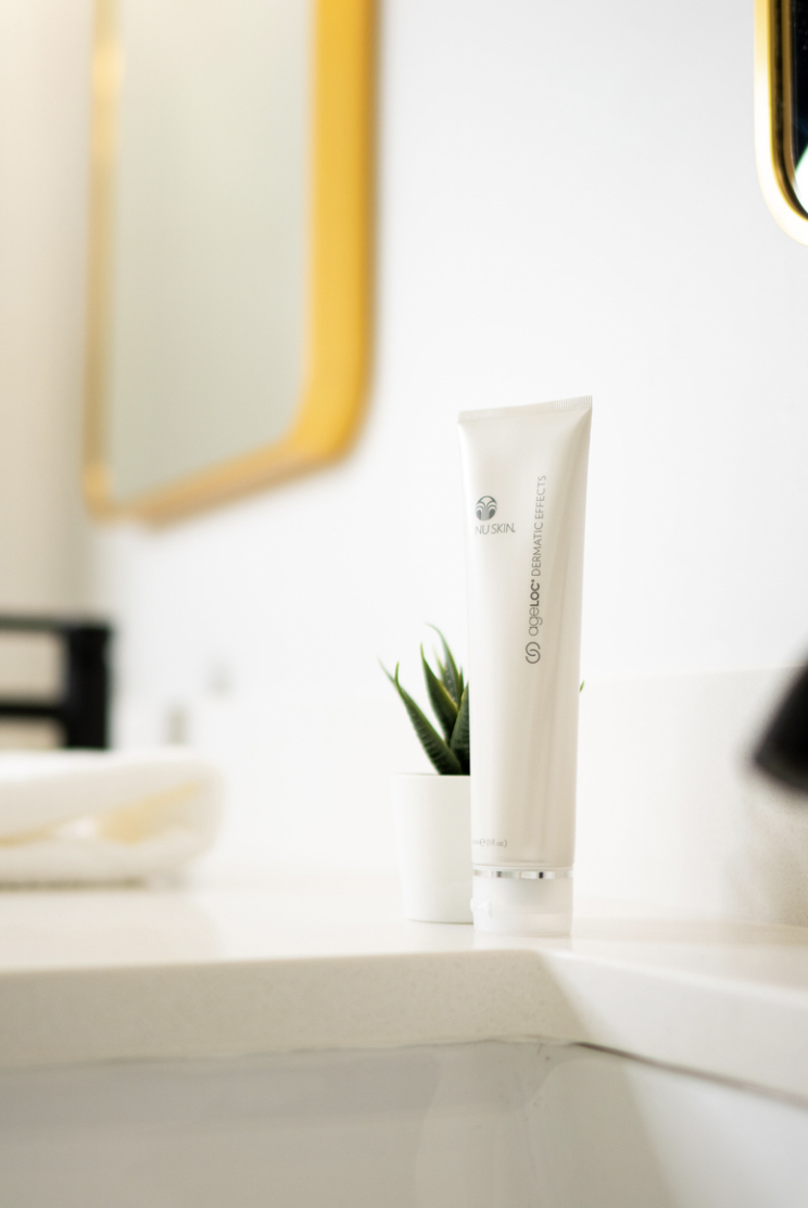 Dermatic Effects Firming Cream