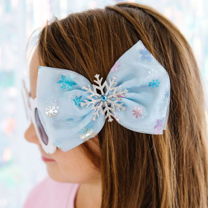 Sweet Wink Winter Wonderland Bow