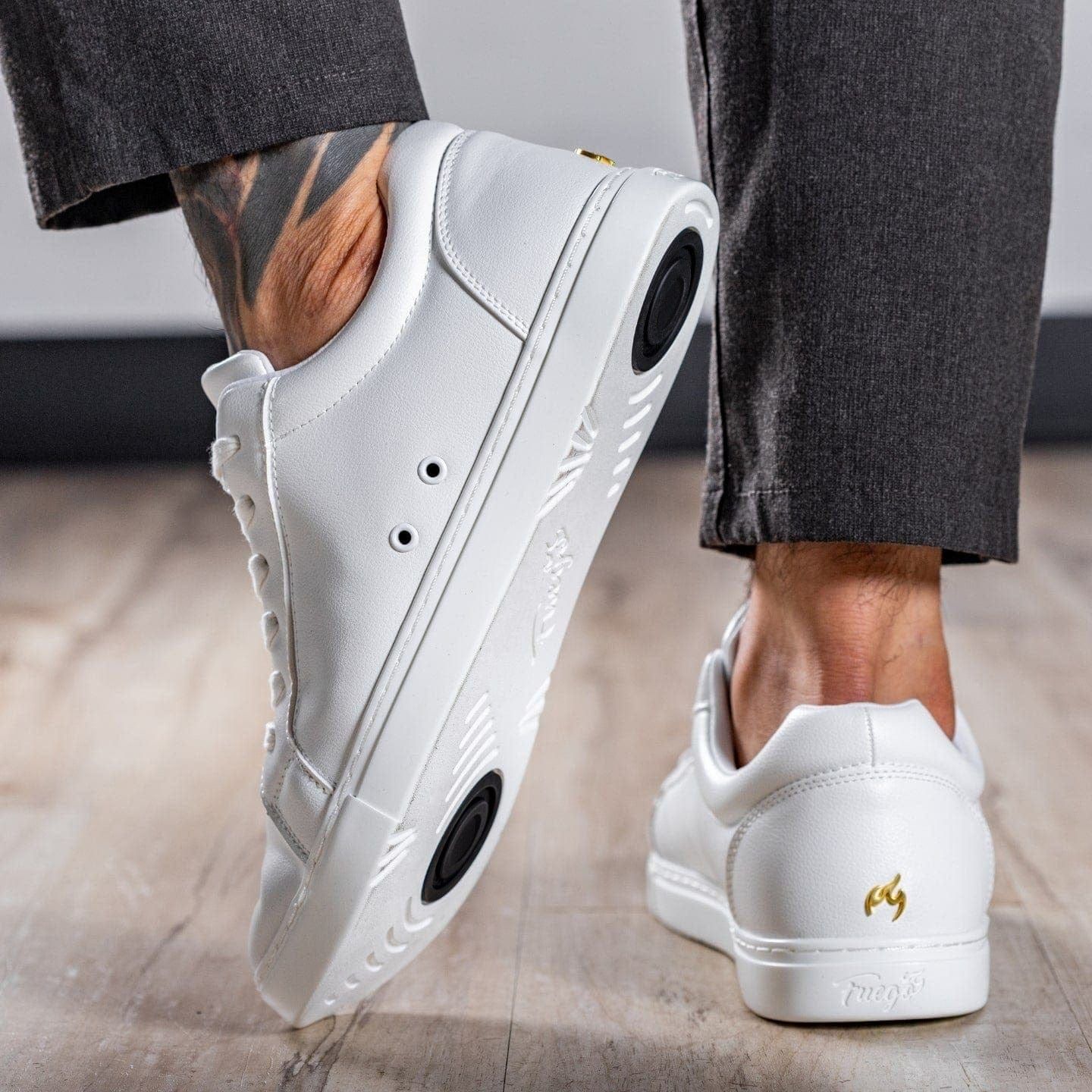 Fuego Low-Top Dance Sneaker