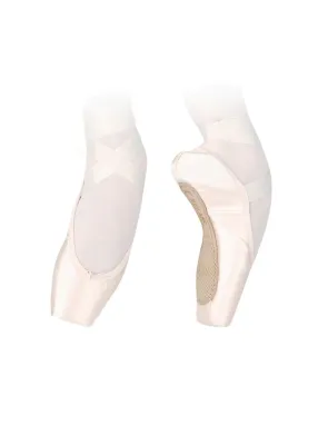 RC-30 Fantasia R-Class Pointe Shoe