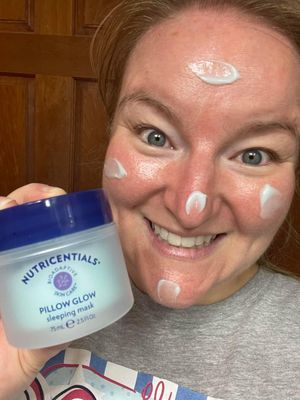 Pillow Glow Sleeping mask Pillow Glow Sleeping mask