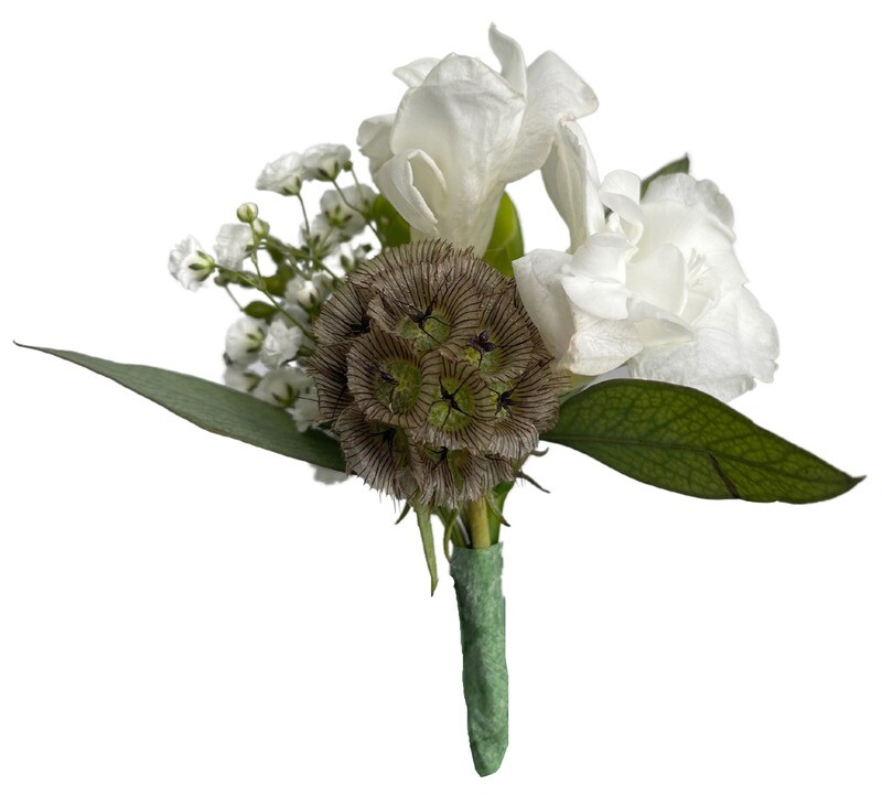 Soft &amp; Flowy boutonnière